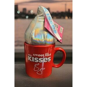Hershey Chocolate Kisses Red Ceramic 20 oz Hershey Coffee Mug with Hershey Plush